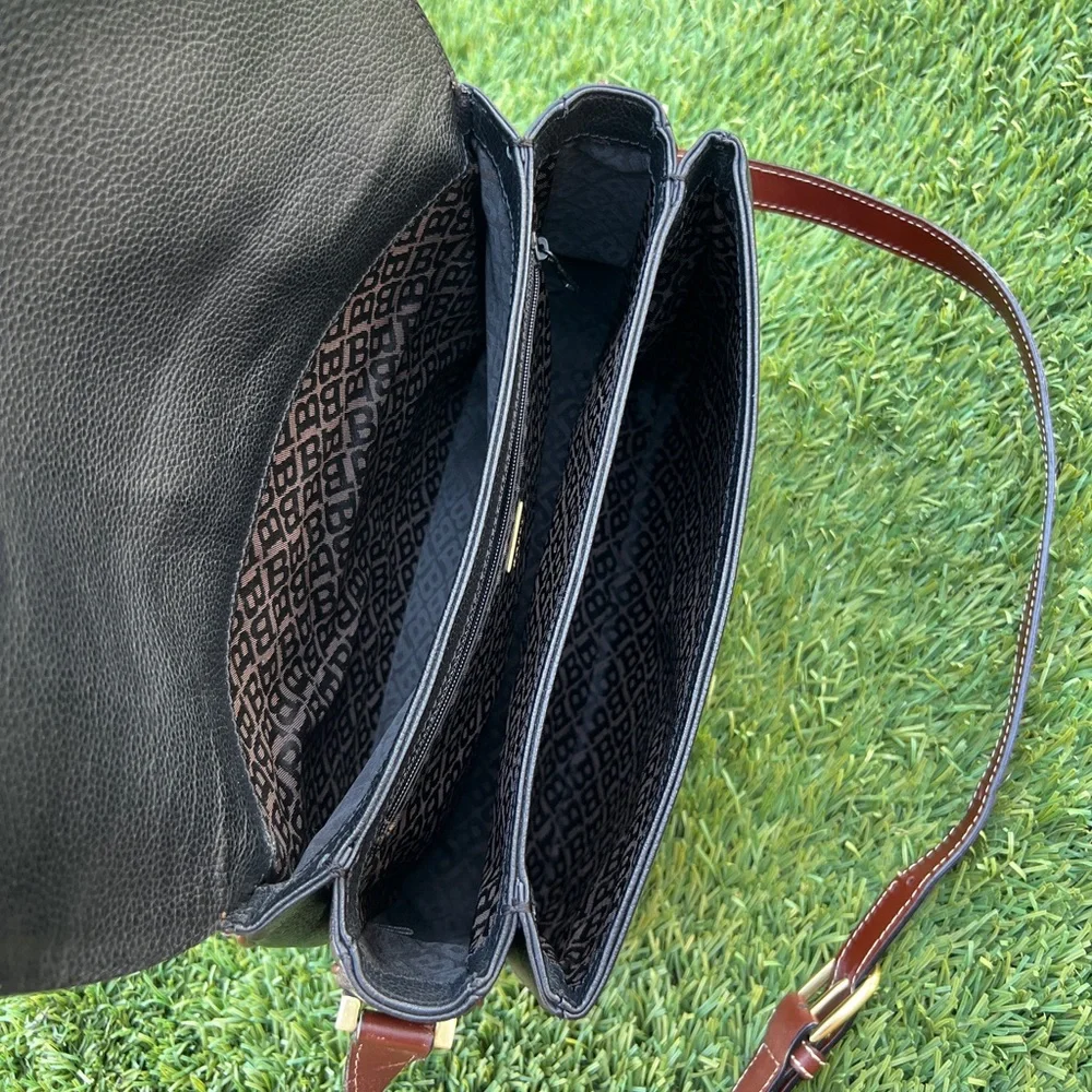 BALLY Vintage Leather Shoulder Bag EUC - Picture 7 of 17
